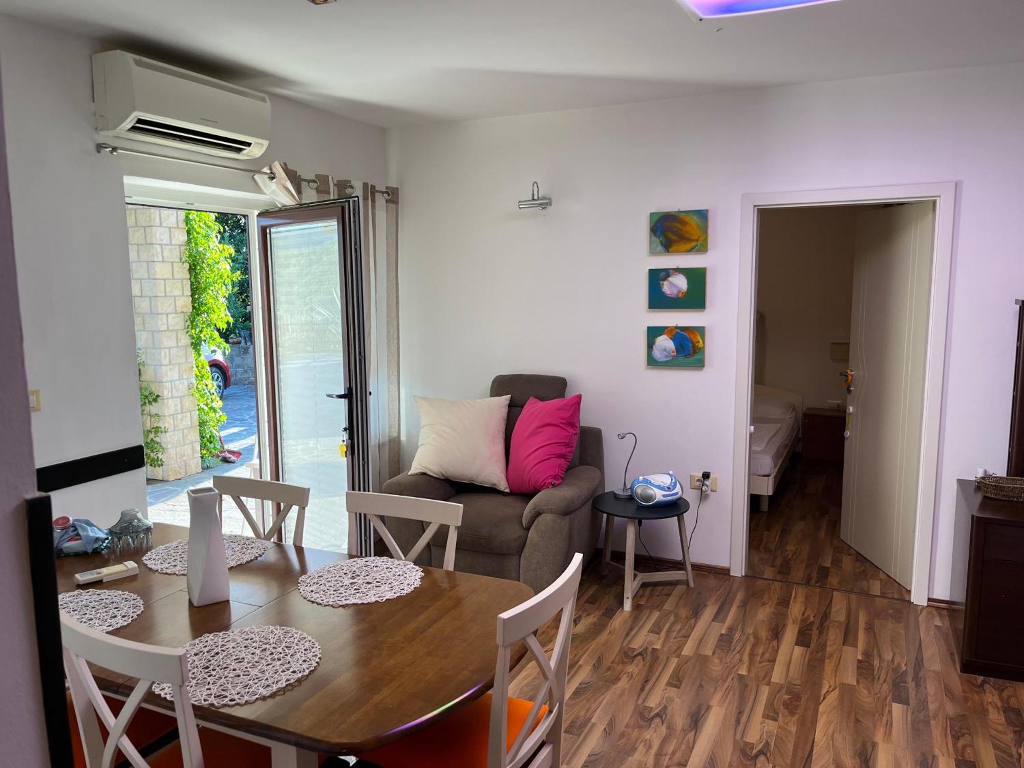 Appartment Lana 伊佐拉 外观 照片